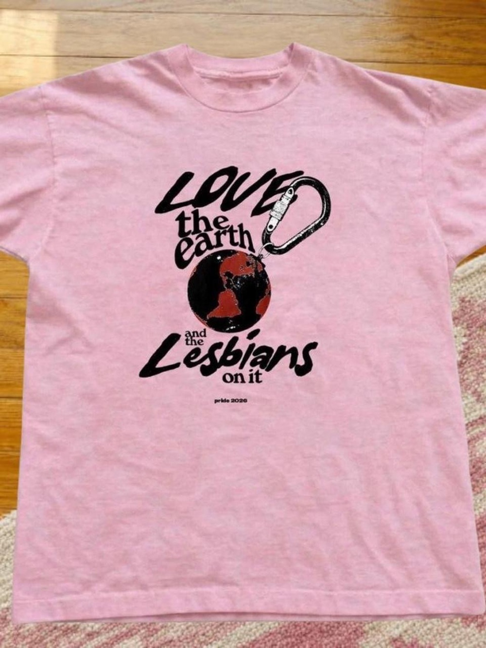 Gildan Pink Graphic Tee with Black & Red Earth Print